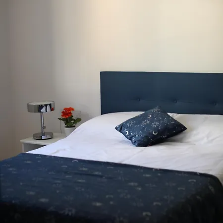 Maestro Damian, Moderna Vivienda Turistica A Estrenar En *