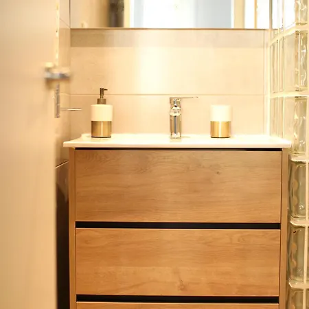 Appartamento Maestro Damián, Moderna Vivienda Turística A Estrenar En Bilbao